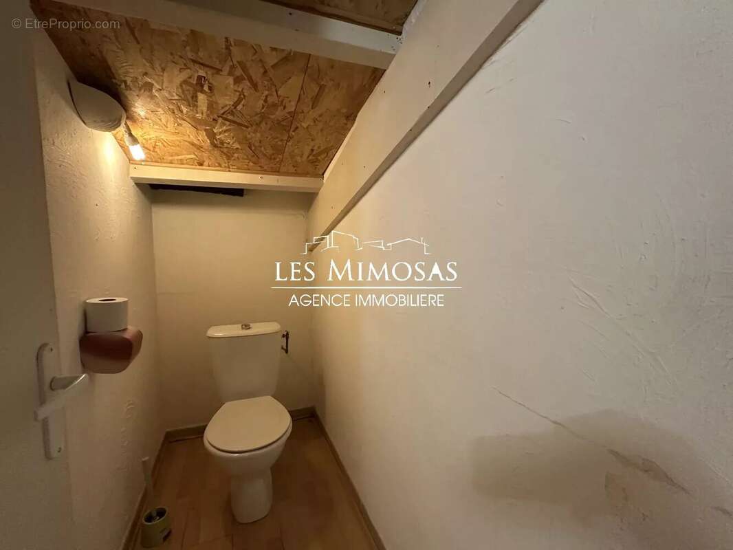 Maison à ROQUEBRUNE-SUR-ARGENS