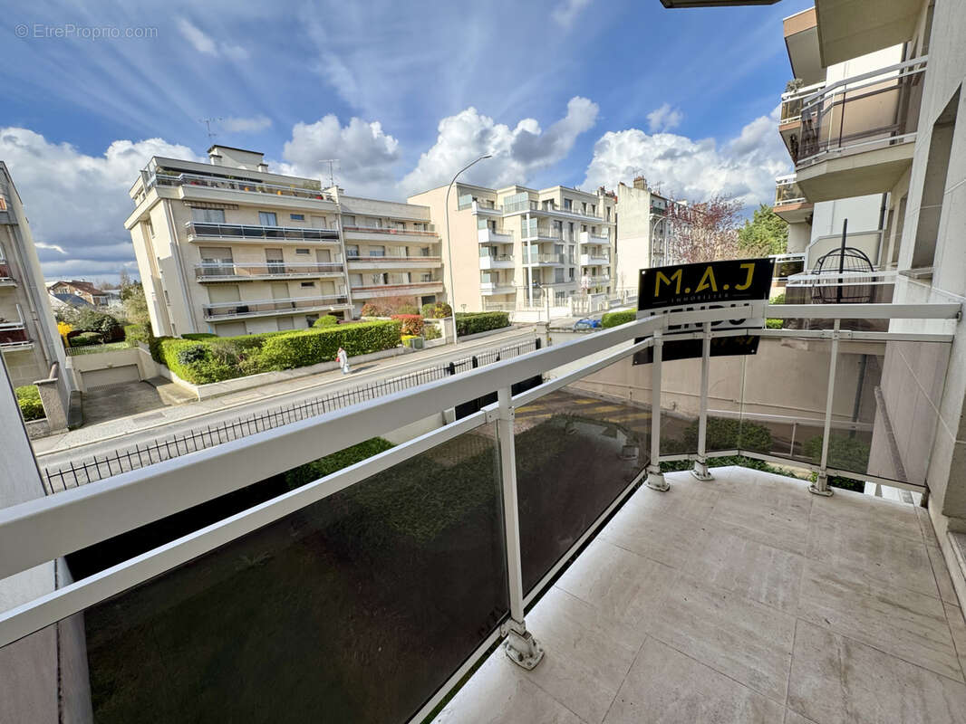 Appartement à LE PERREUX-SUR-MARNE