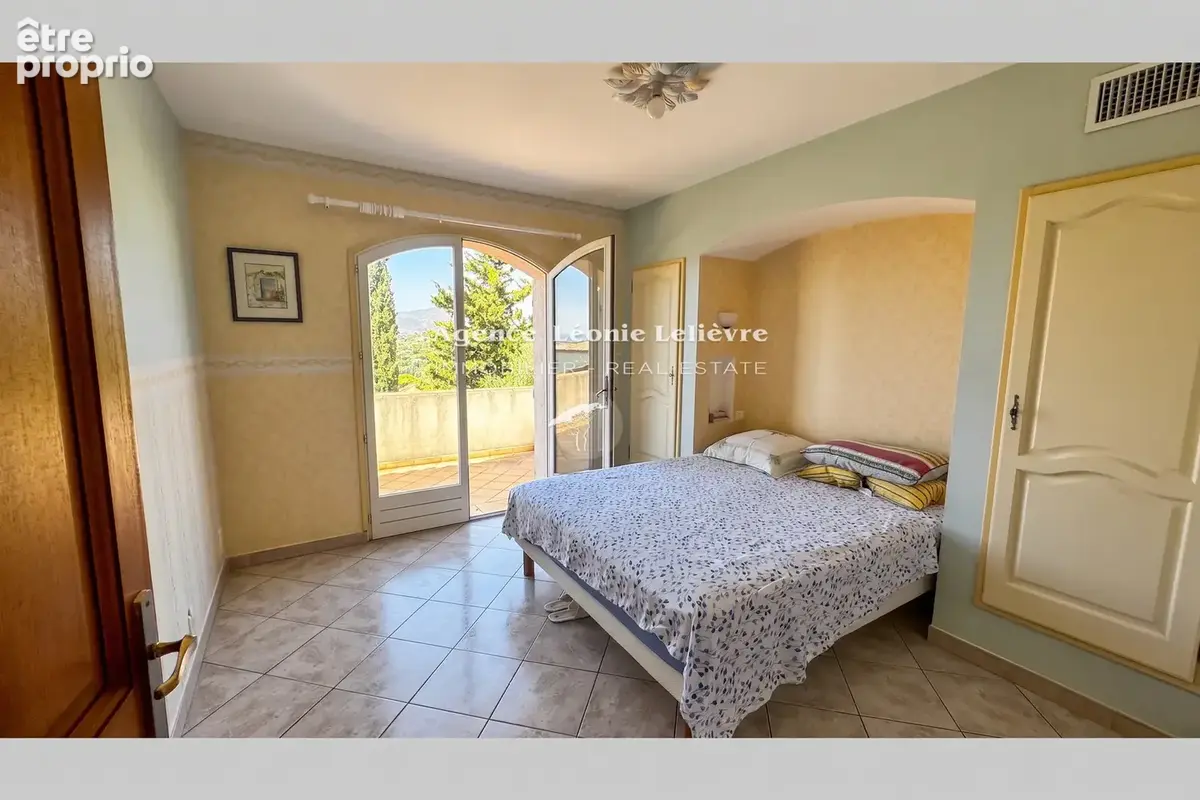 Maison 6 pièces 186 m² à vendre à Les Issambres (83380) - photo 8