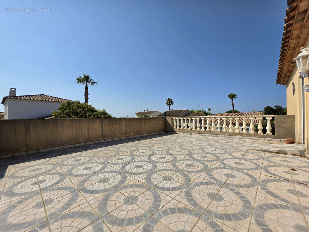 Appartement à HYERES