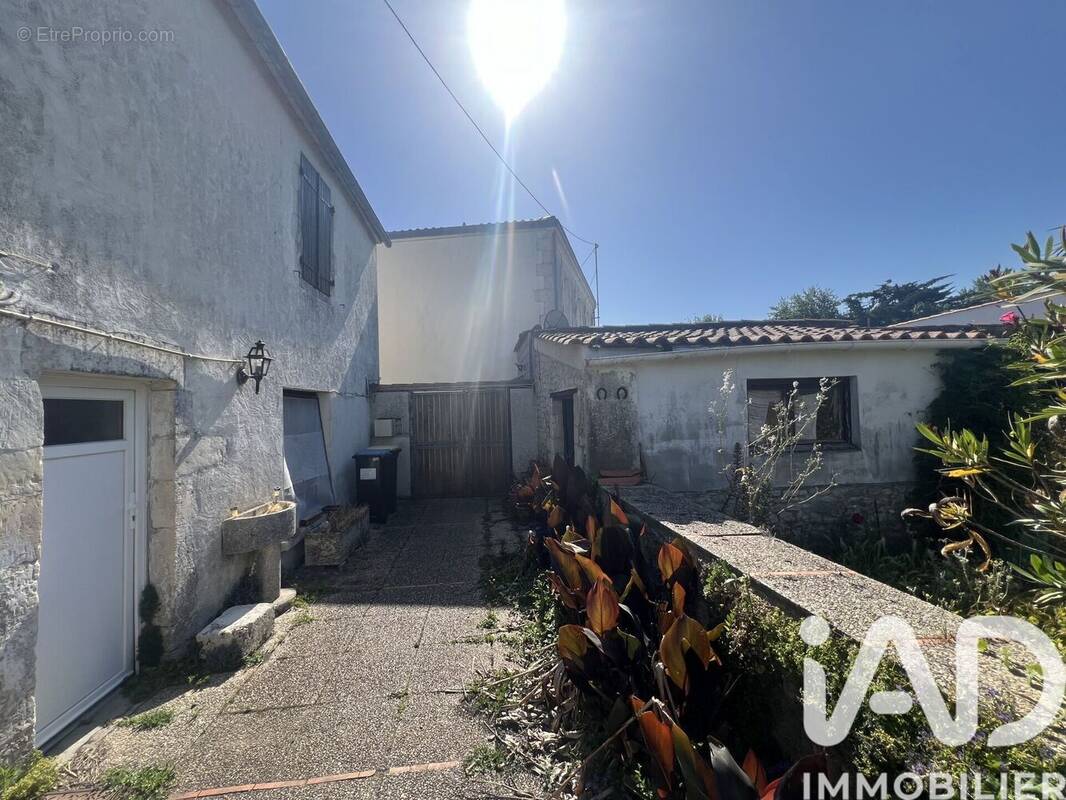 Photo 1 - Maison à LA ROCHELLE