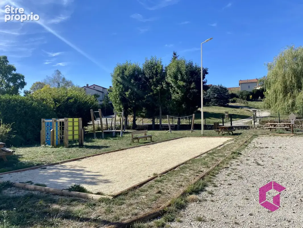 Maison 4 pièces 120 m² à vendre à Bas-En-Basset (43210) - photo 3