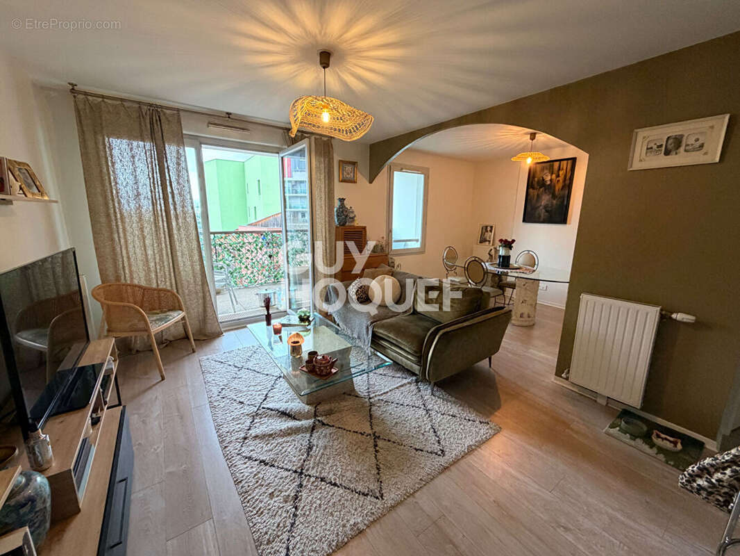 Appartement à LIMEIL-BREVANNES