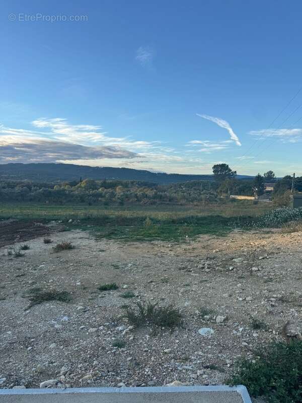 Terrain à ROGNES