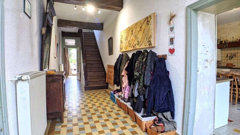 Maison à LA PACAUDIERE