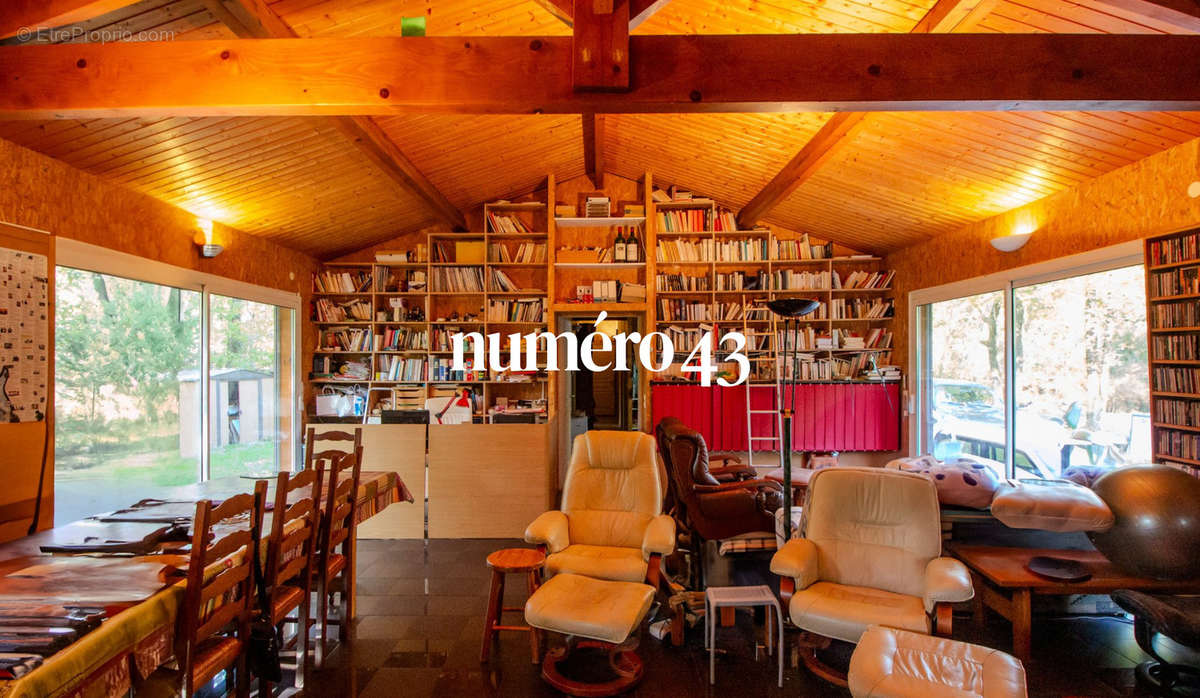 Maison à GRAYAN-ET-L&#039;HOPITAL