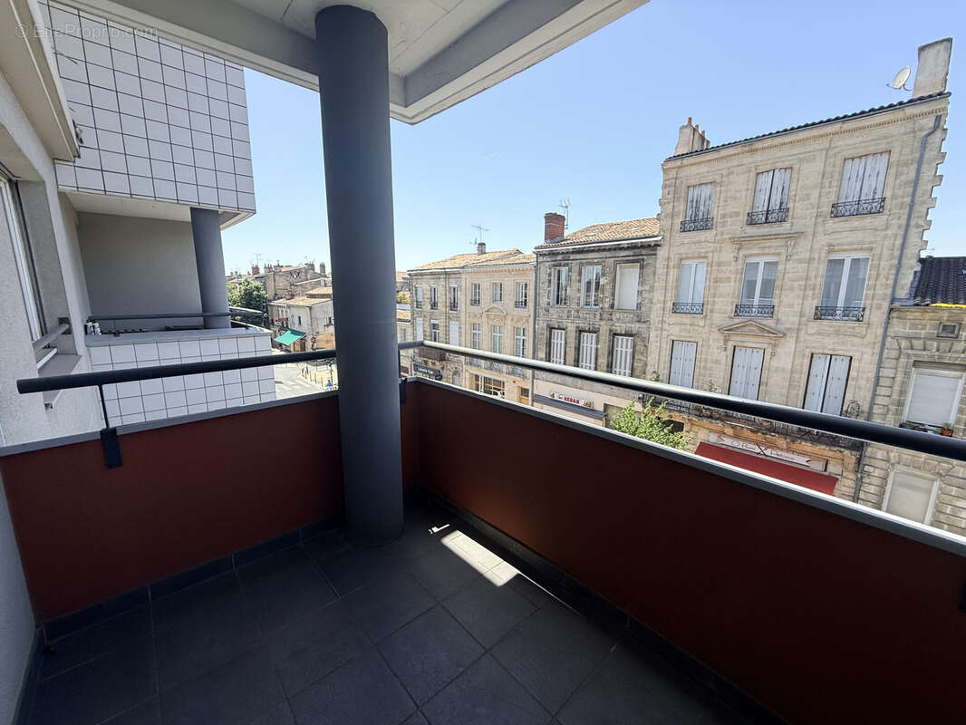 Appartement à BORDEAUX