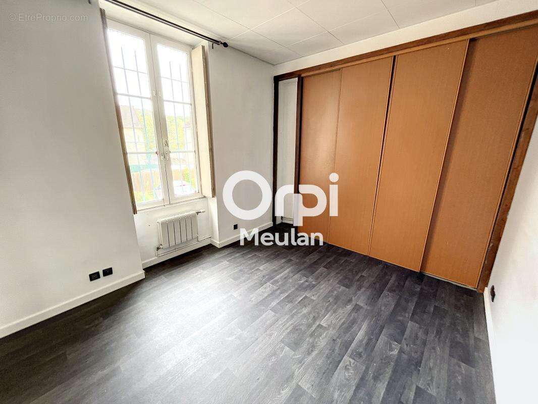 Appartement à SERAINCOURT