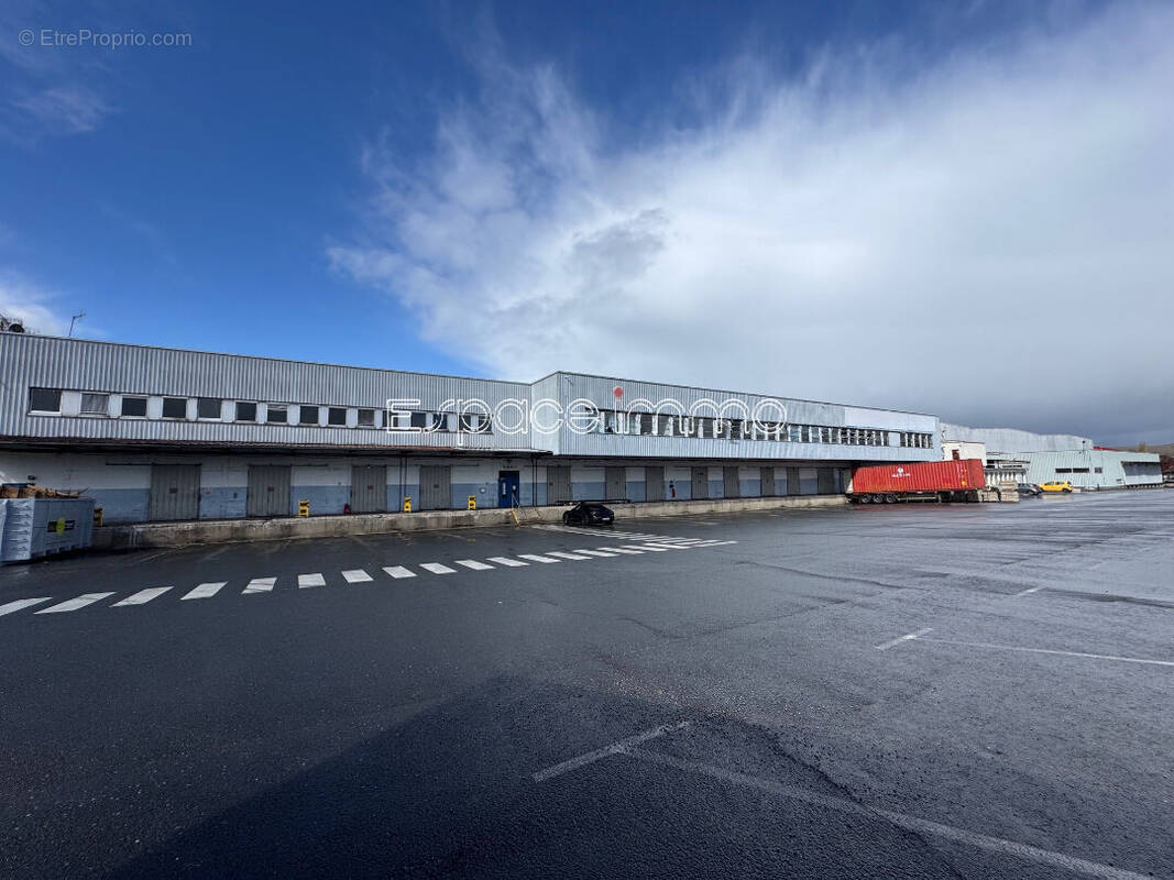 Commerce à GRAVIGNY