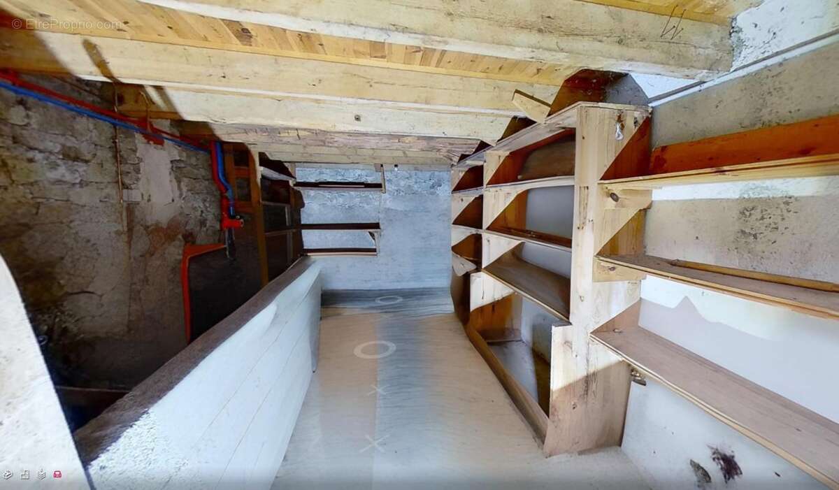 Maison à SAINT-ALBAN-SUR-LIMAGNOLE