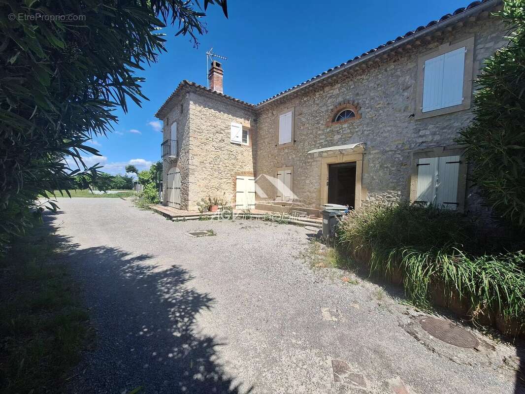 Maison à SAINT-JEAN-DE-SERRES