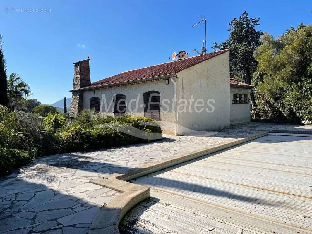 Maison à LA CROIX-VALMER