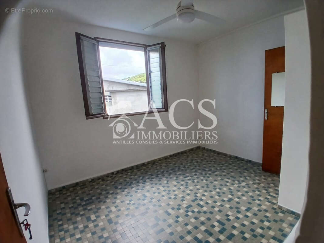 Maison à SCHOELCHER