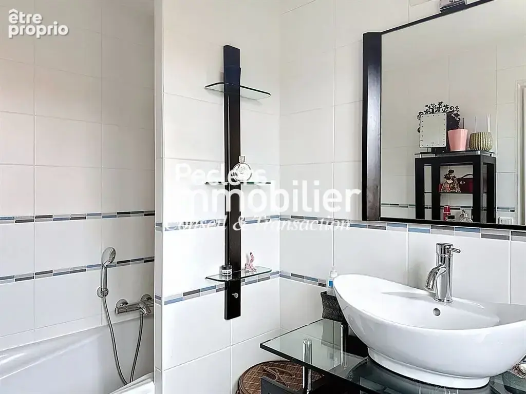 Grande maison familiale en parfait état - photo 9