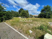 Terrain à PARENTIS-EN-BORN