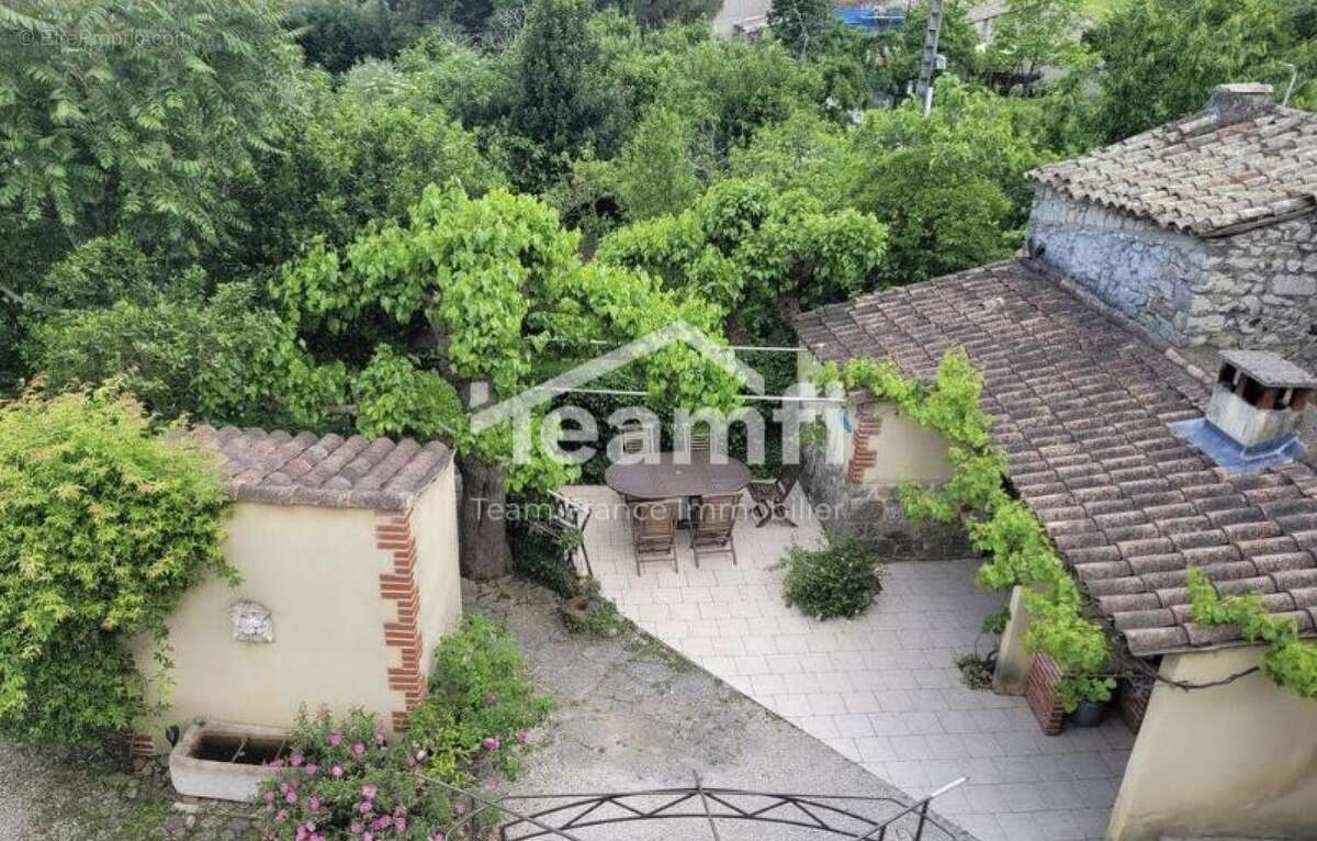 Maison à SAINT-AMBROIX