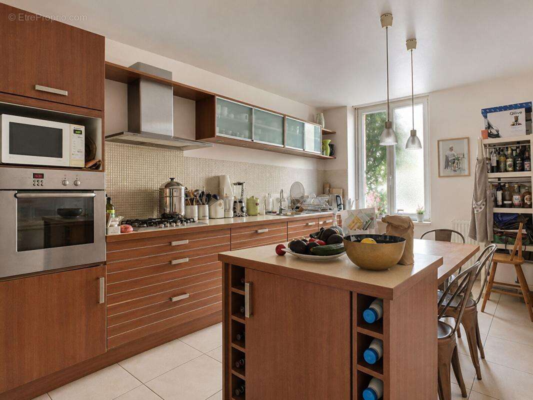 Vente maison 210 m2 BORDEAUX (33300) - photo 5