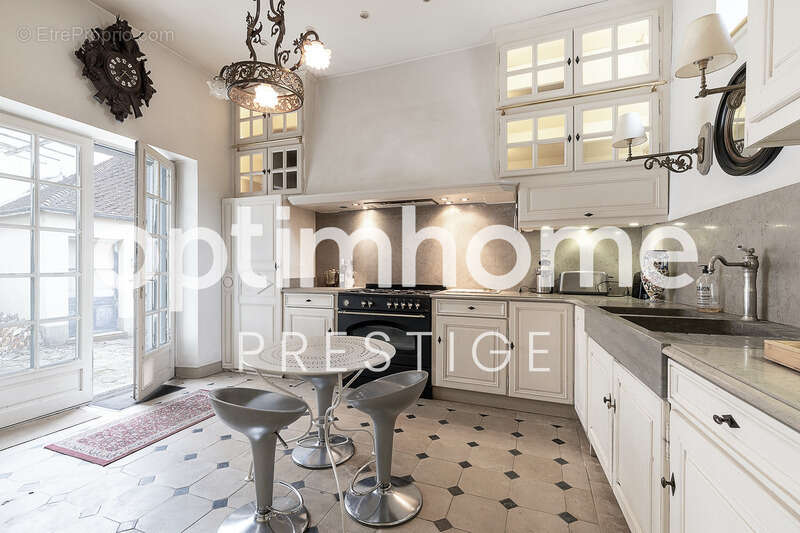 Maison à MORET-SUR-LOING