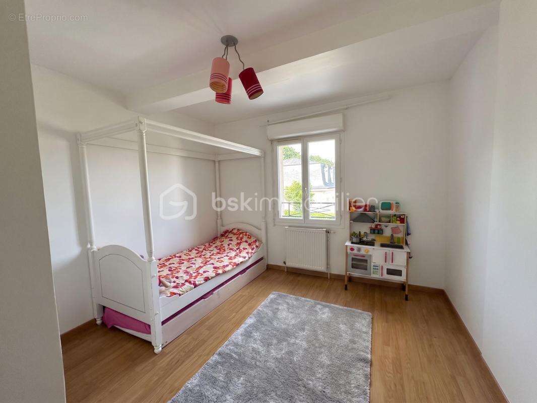 Maison à LA QUEUE-EN-BRIE