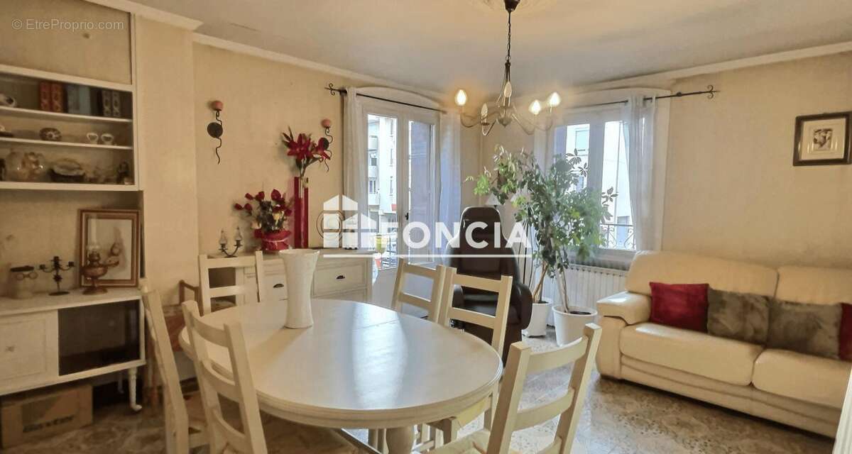 Appartement à FIRMINY
