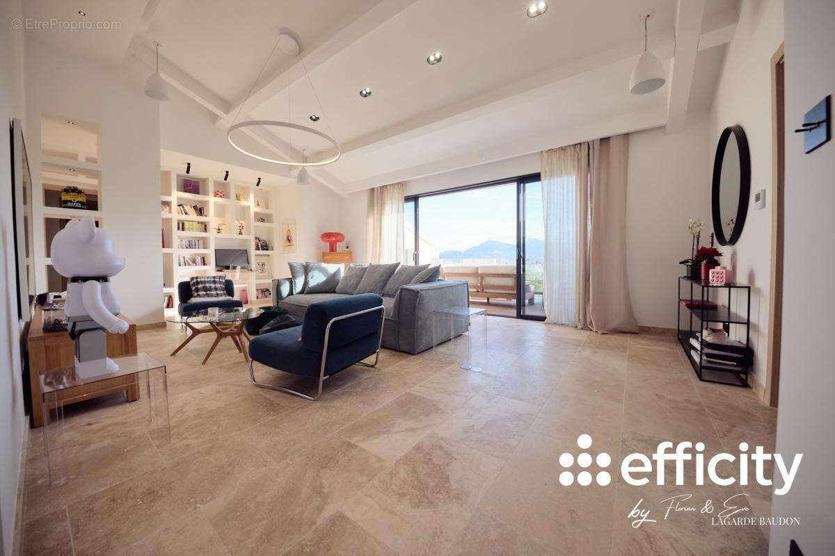 Appartement à CALVI