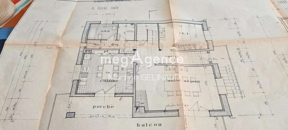 Maison 175 m² à Saintes  - photo 4