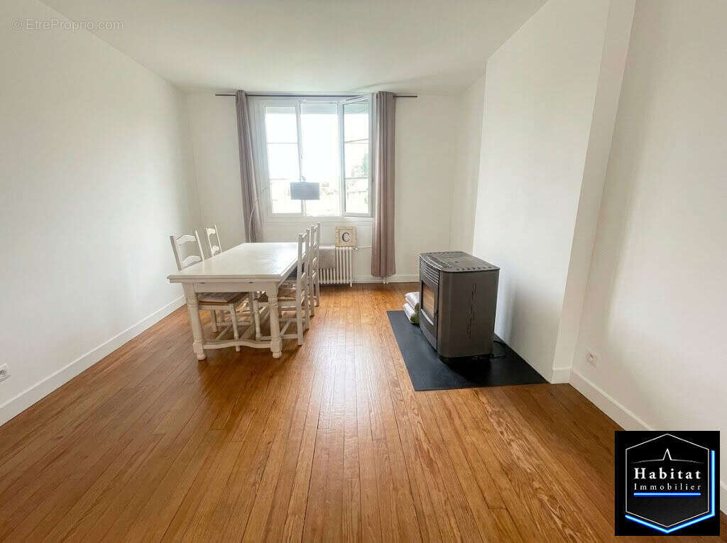 Maison à NANTEUIL-LE-HAUDOUIN