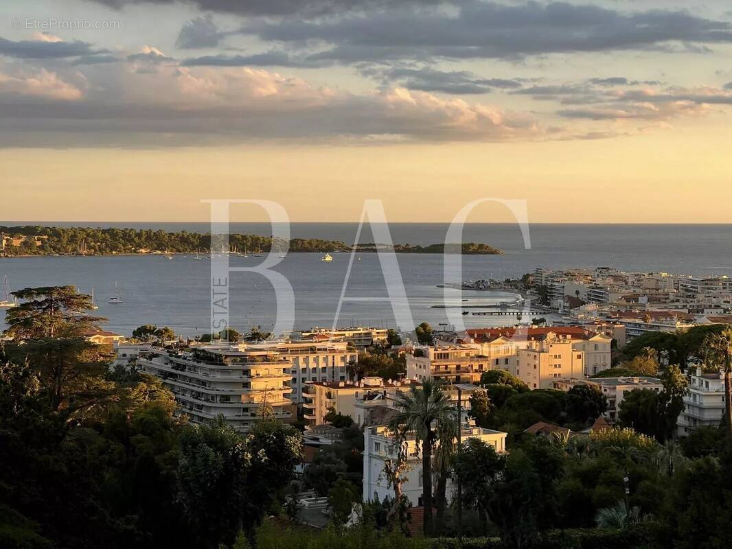 Appartement à CANNES