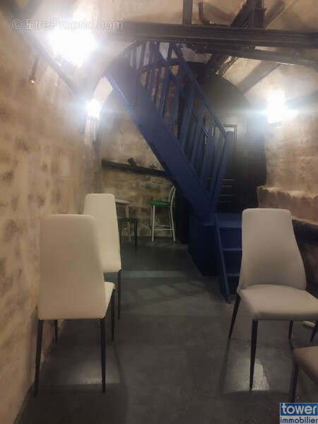 Tres beau bar avec extraction licence iv- paris 6 location gerance possible - photo 7