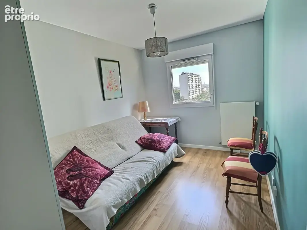 F4 de 84m² au pied du T9 à 300m de Paris - photo 5