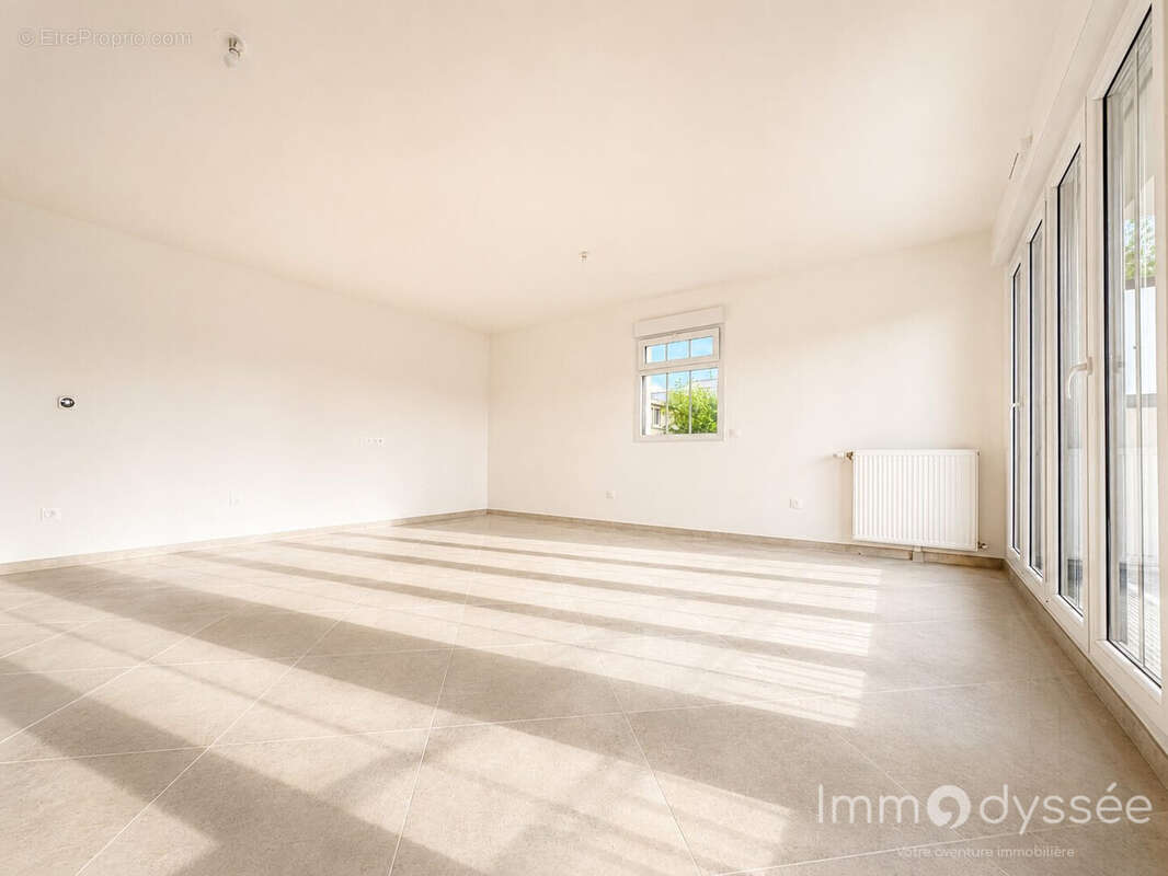 Appartement à LE PERREUX-SUR-MARNE