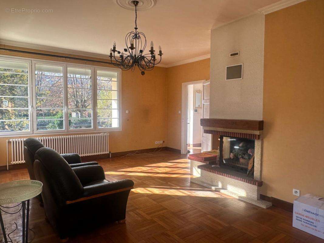 Maison à MONTGAILLARD