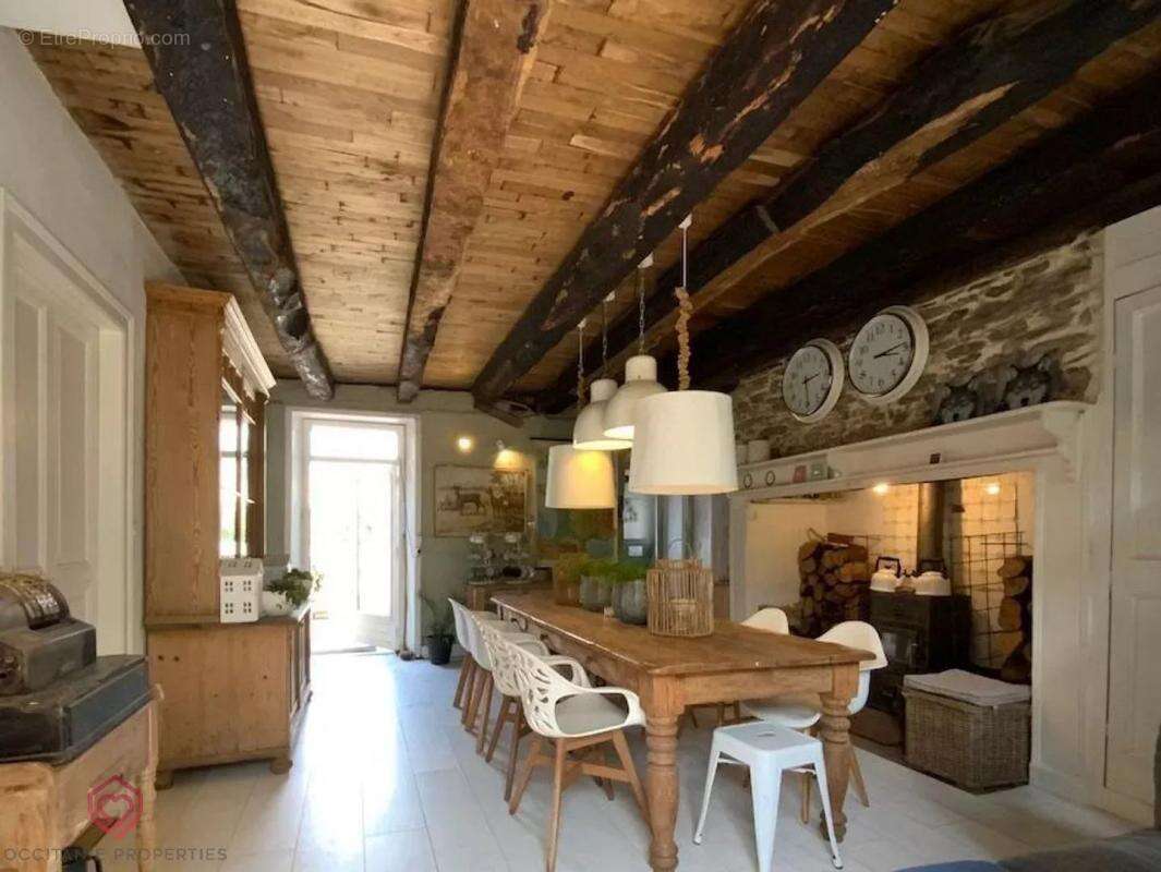Maison à LUBERSAC