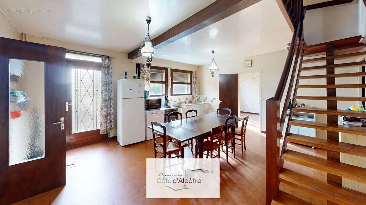 Maison à SAINT-PIERRE-EN-PORT