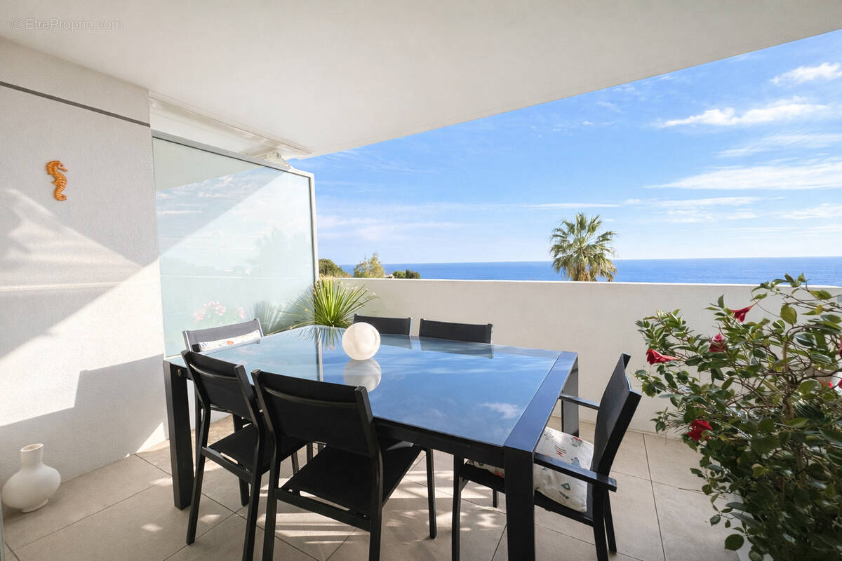 Appartement à ROQUEBRUNE-CAP-MARTIN