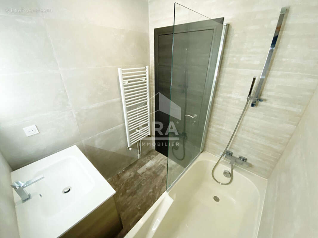 Appartement à BRIE-COMTE-ROBERT