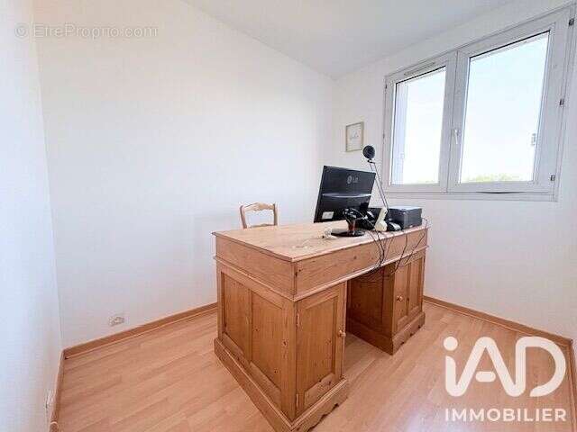 Appartement 66 m² à Montigny-Le-Bretonneux  - photo 8