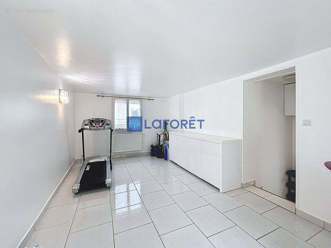 Maison à SAVIGNY-SUR-ORGE