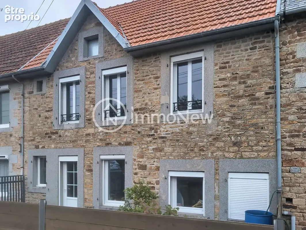Maison à SAINT-PAIR-SUR-MER