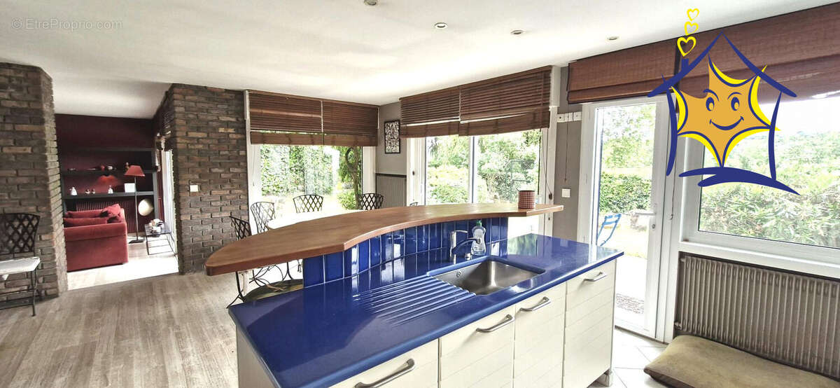 Maison 275 m² à Viry-Chatillon  - photo 5