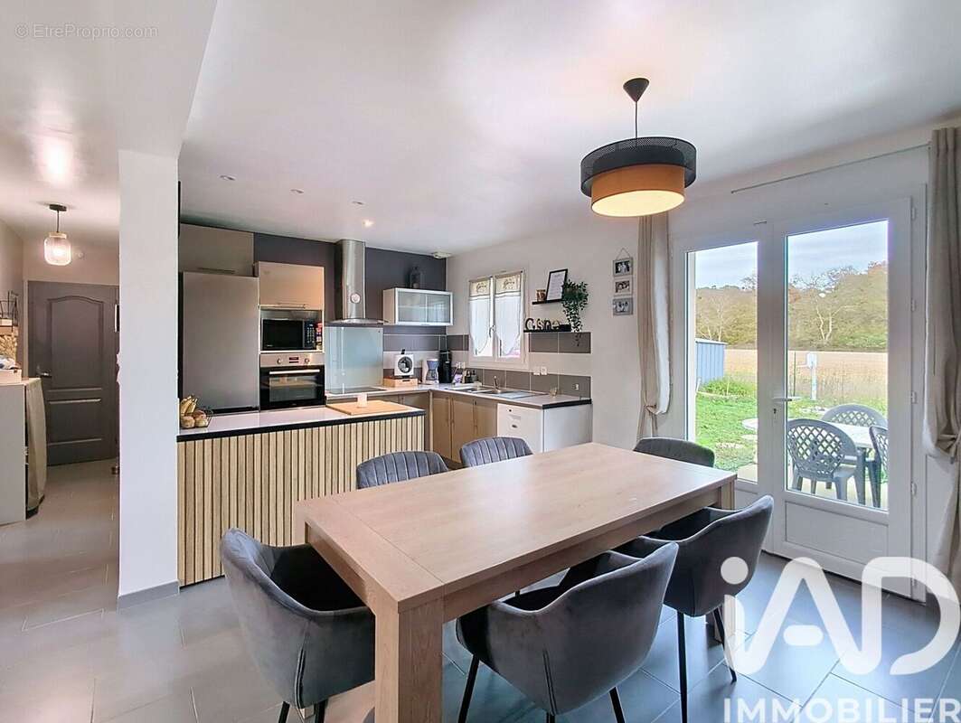 Photo 3 - Maison à SALOUEL