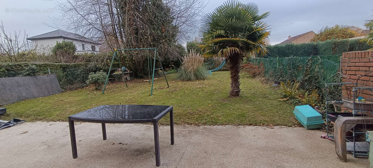 Maison à BRUAY-LA-BUISSIERE