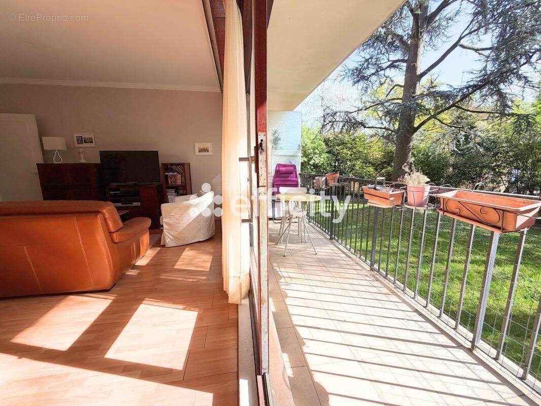 Appartement à CHATENAY-MALABRY