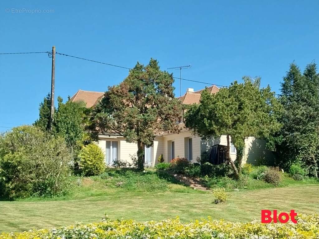 Maison à BALAZE