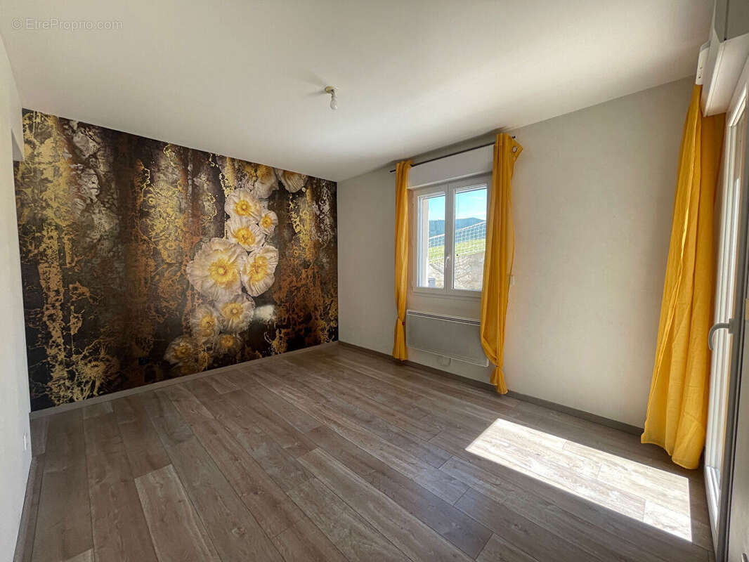 Maison à BOSMIE-L'AIGUILLE