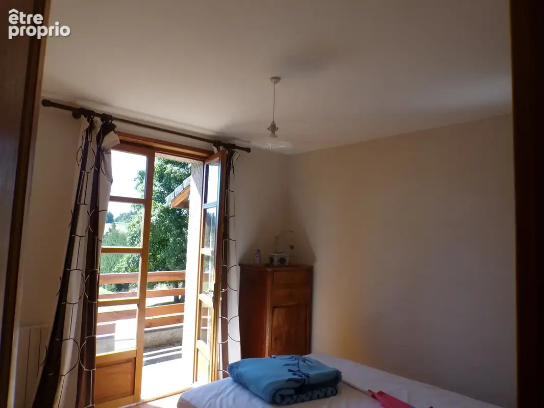 Maison avec grand terrain et vue dominante - photo 13