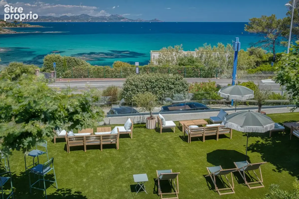 Les issambres   appartement t3 meublé de 69,78 m2   vue mer panoramique   bord de mer   résidence de tourisme - photo 5