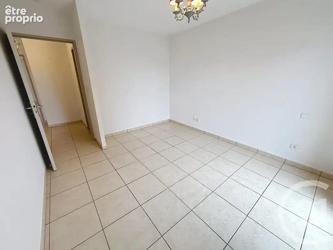 Appartement 3 pièces 74 m² à vendre à Elne (66200) - photo 8