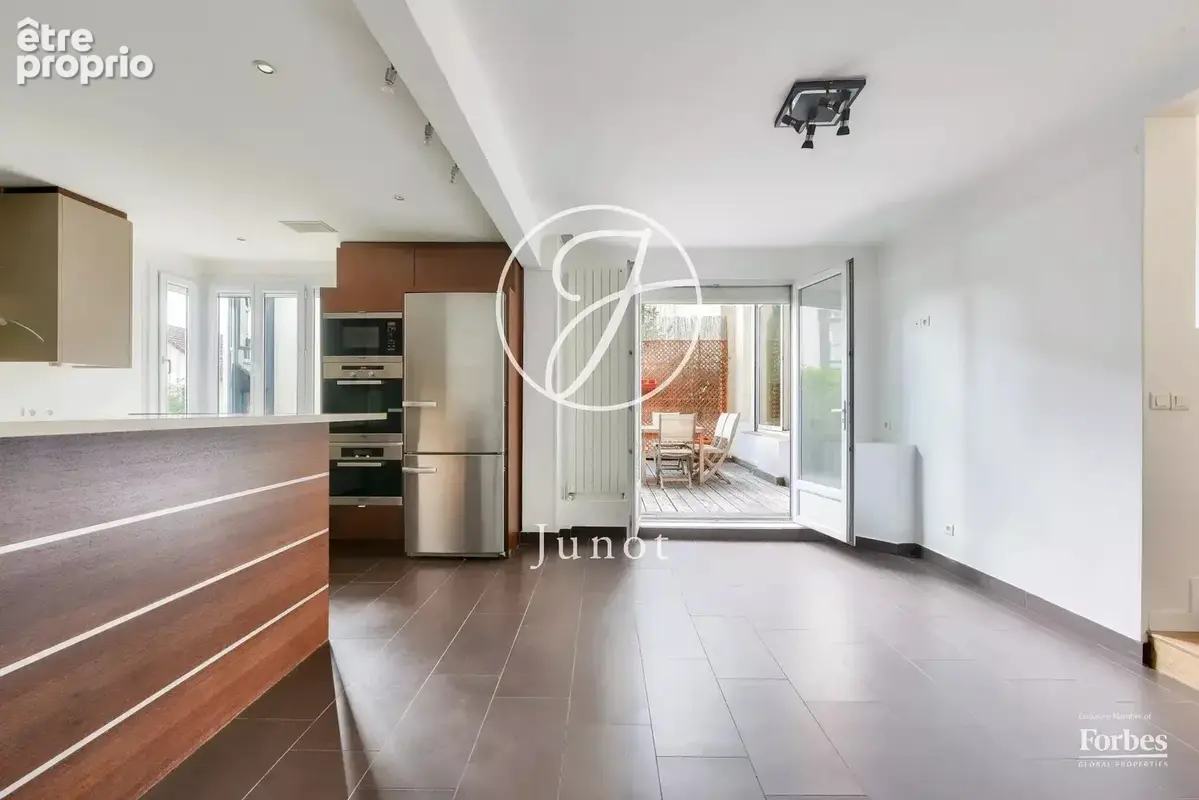 Saint-Cloud - VAL D'OR - Duplex 161.29m² - 4 chambres - Terrasses 120 m² - photo 8