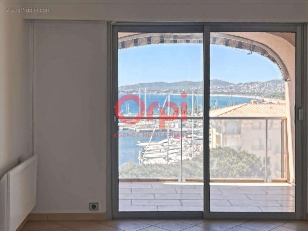 Appartement à FREJUS